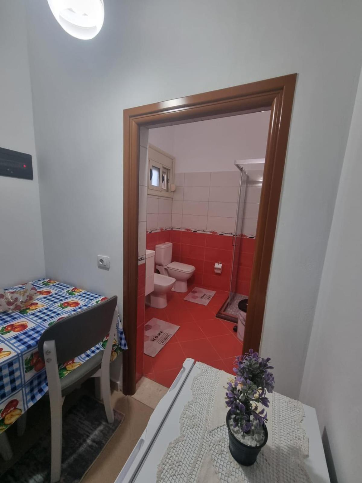 Vila Megi-Rent Room فلورا المظهر الخارجي الصورة