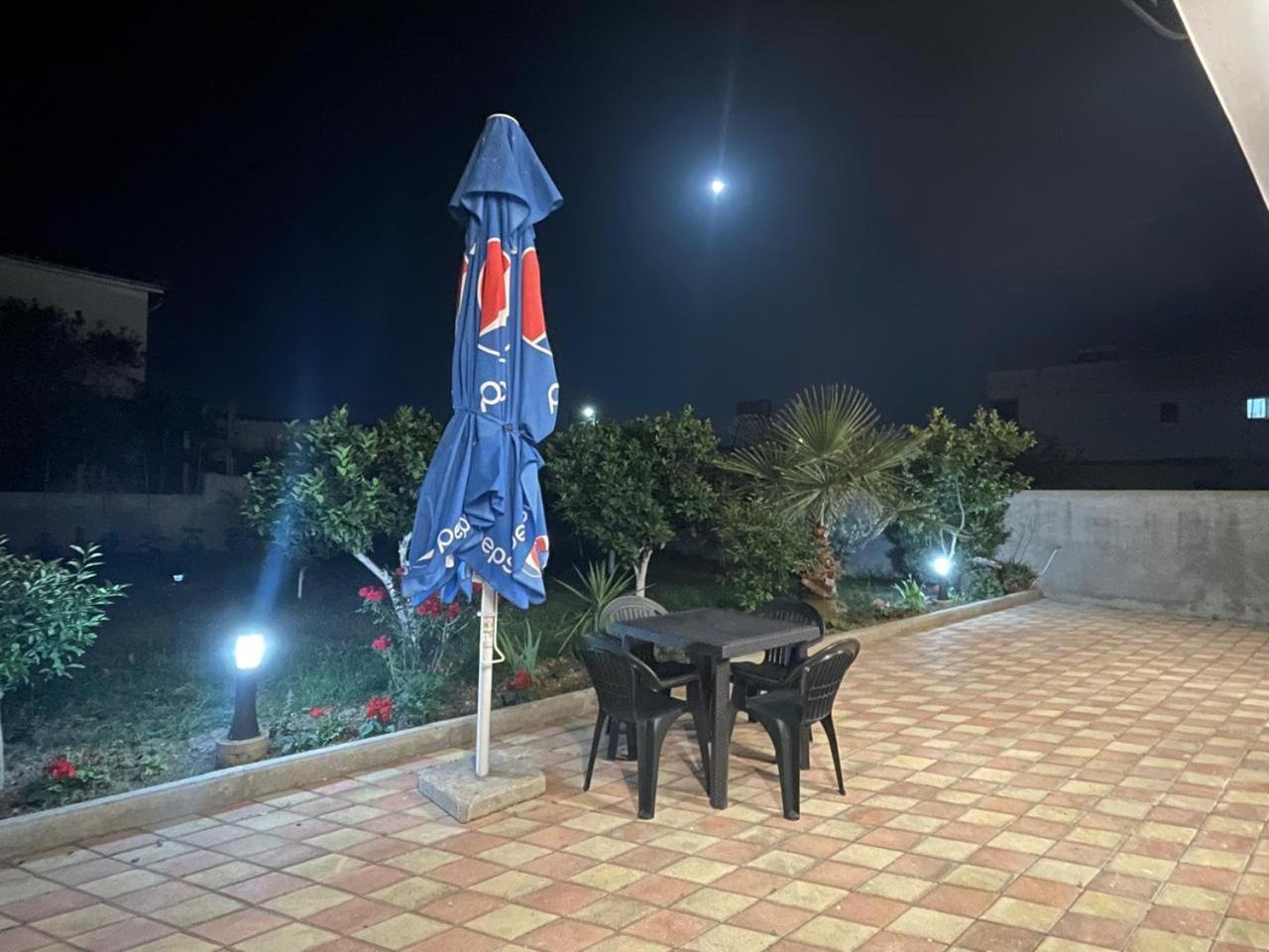 Vila Megi-Rent Room فلورا المظهر الخارجي الصورة