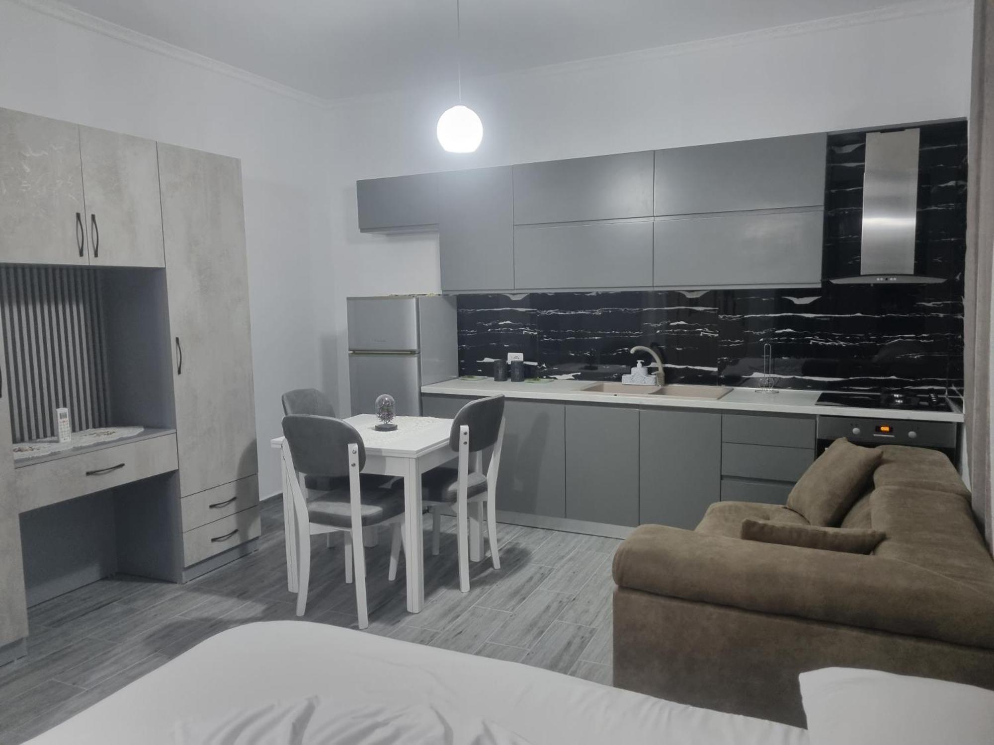 Vila Megi-Rent Room فلورا المظهر الخارجي الصورة