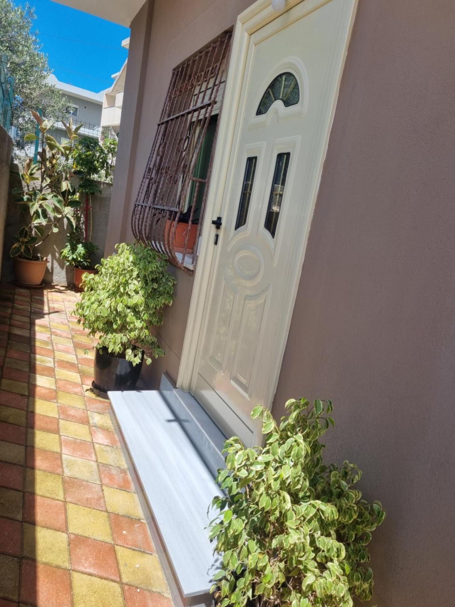 Vila Megi-Rent Room فلورا الغرفة الصورة