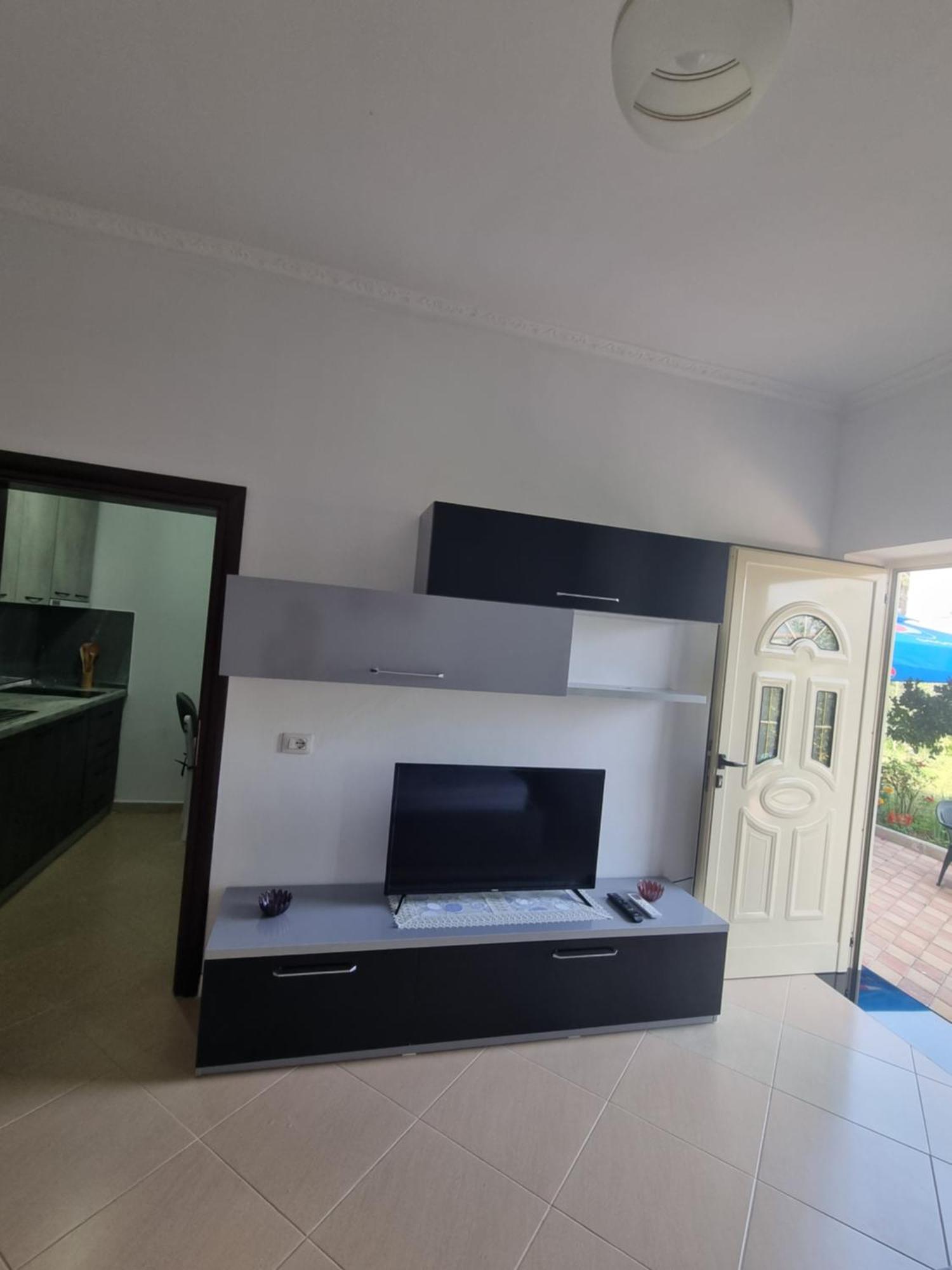Vila Megi-Rent Room فلورا الغرفة الصورة