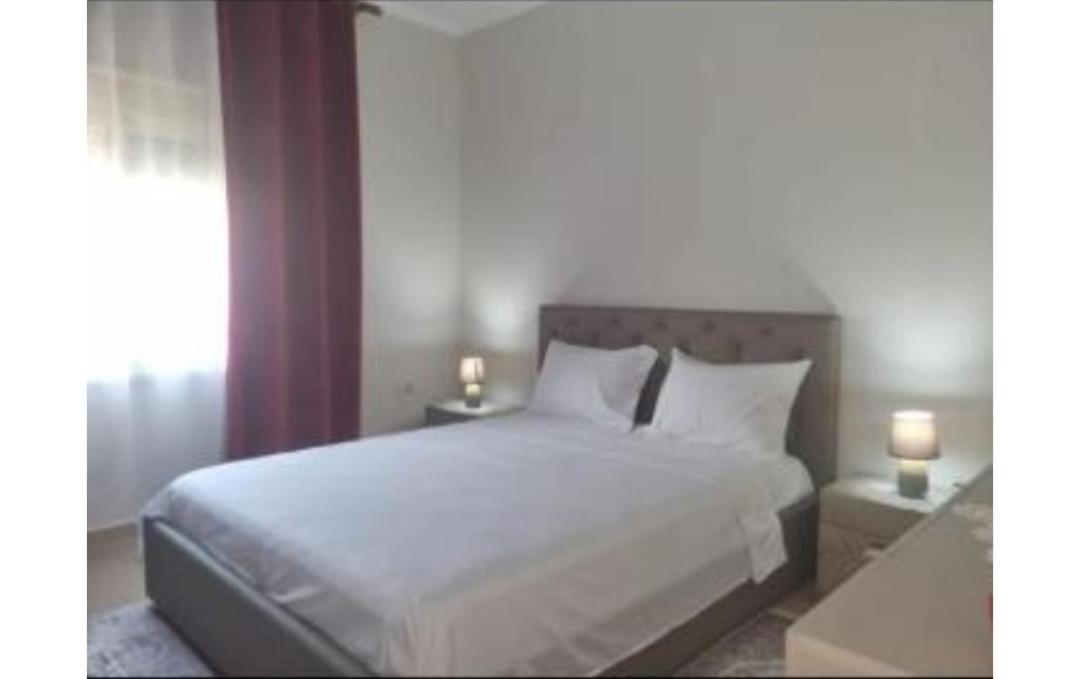 Vila Megi-Rent Room فلورا المظهر الخارجي الصورة